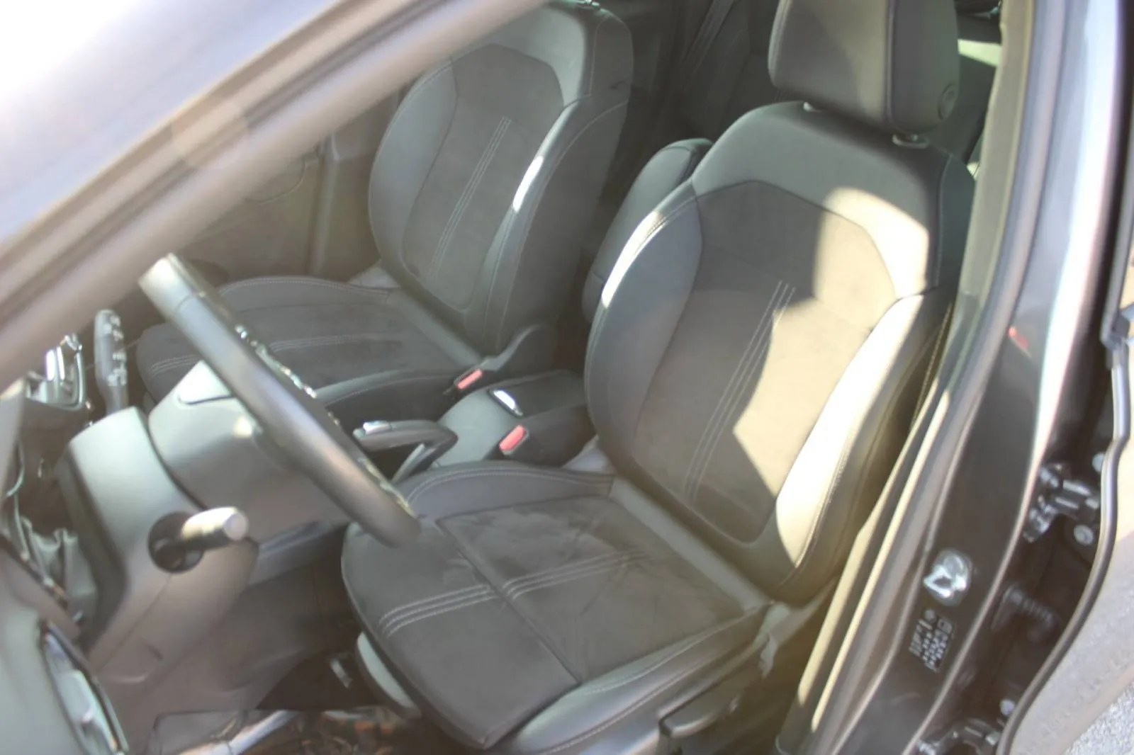 opel crossland 1.2 turbo ultimate *led, navigacija, kamera* - slika 10