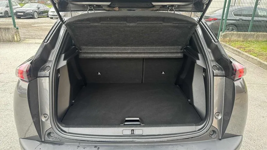 peugeot 2008 allure*kamera* grijanje sjedala*servisiran* jamstvo 24 mj - slika 11