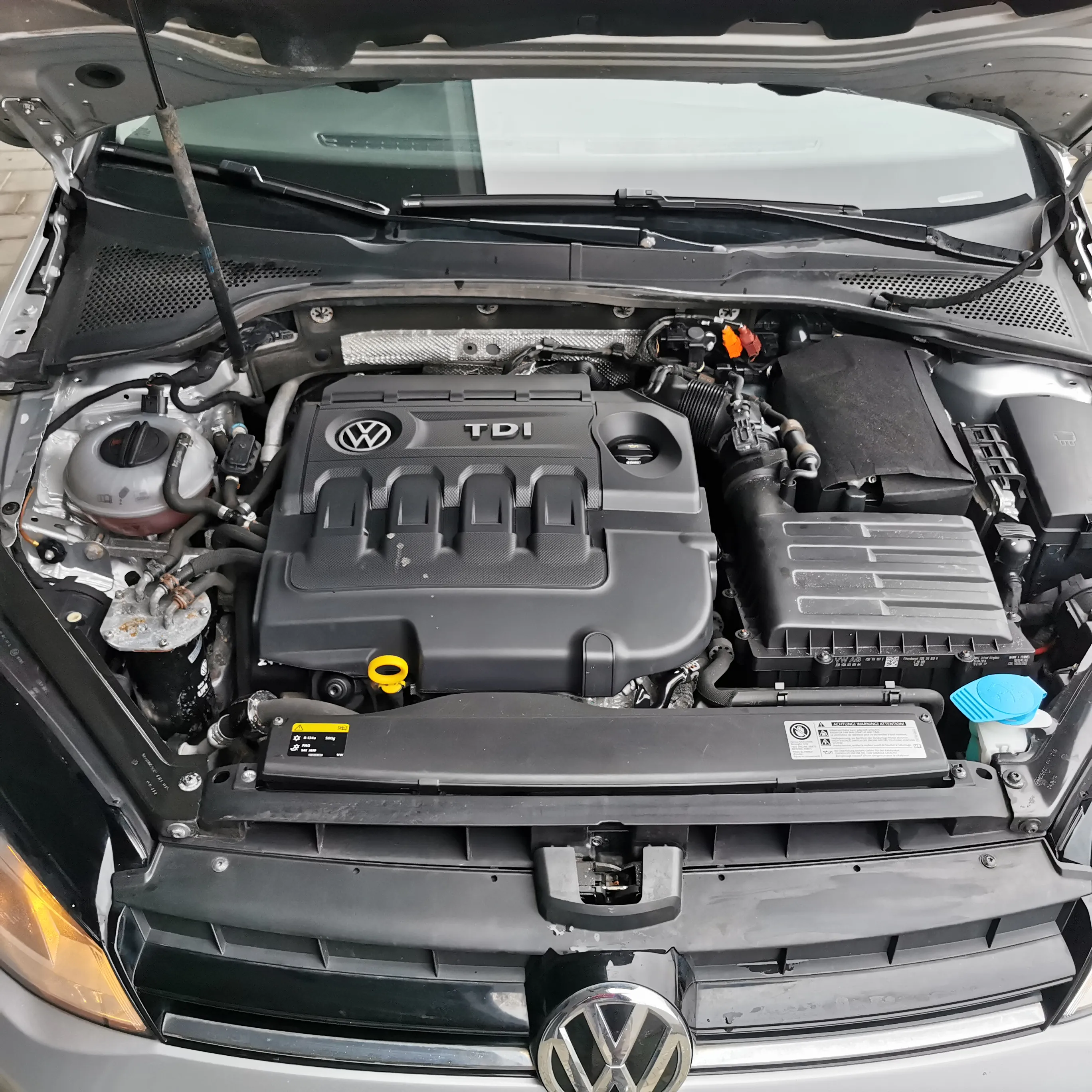 vw golf 7 variant vii 1.6 tdi⭐full oprema⭐reg. 1.god⭐7500 eur - slika 7