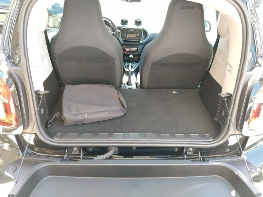 smart fortwo coupe smart eq - slika 11