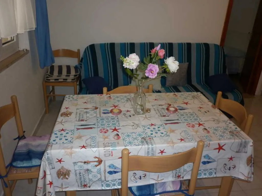 robinzonski turizam šime - slika 25