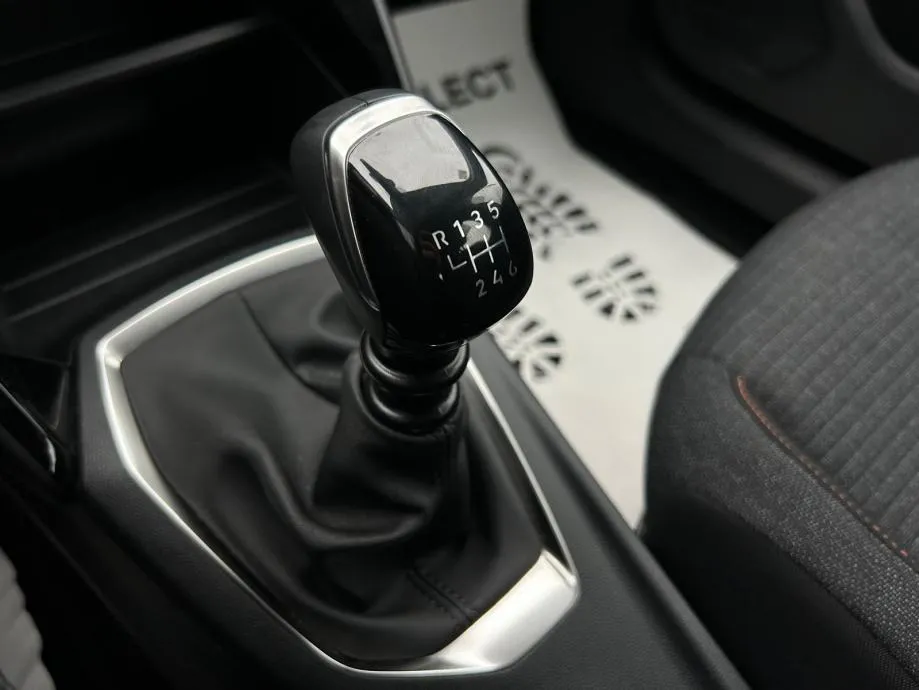 peugeot 208 style 100 - 2025 - 19.000 km - jamstvo - gratis reg. - slika 17