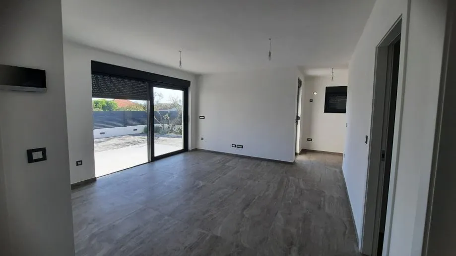 !!stan u prizemlju s pogledom na more: murter, 79.00 m2, novogradnja - slika 17