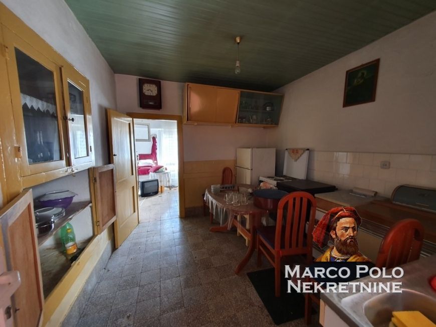 prodaje se kuća za adaptaciju! - slika 10