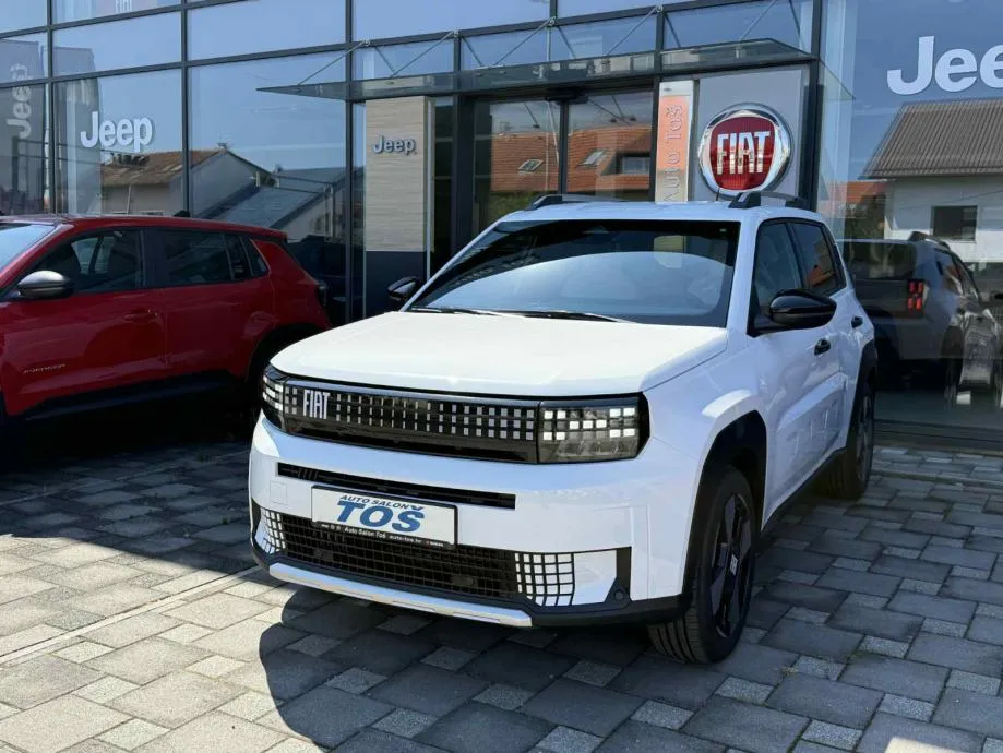 fiat grande panda 1,2 110 e-hybrid at – la prima -dostupno odmah!!! - slika 2