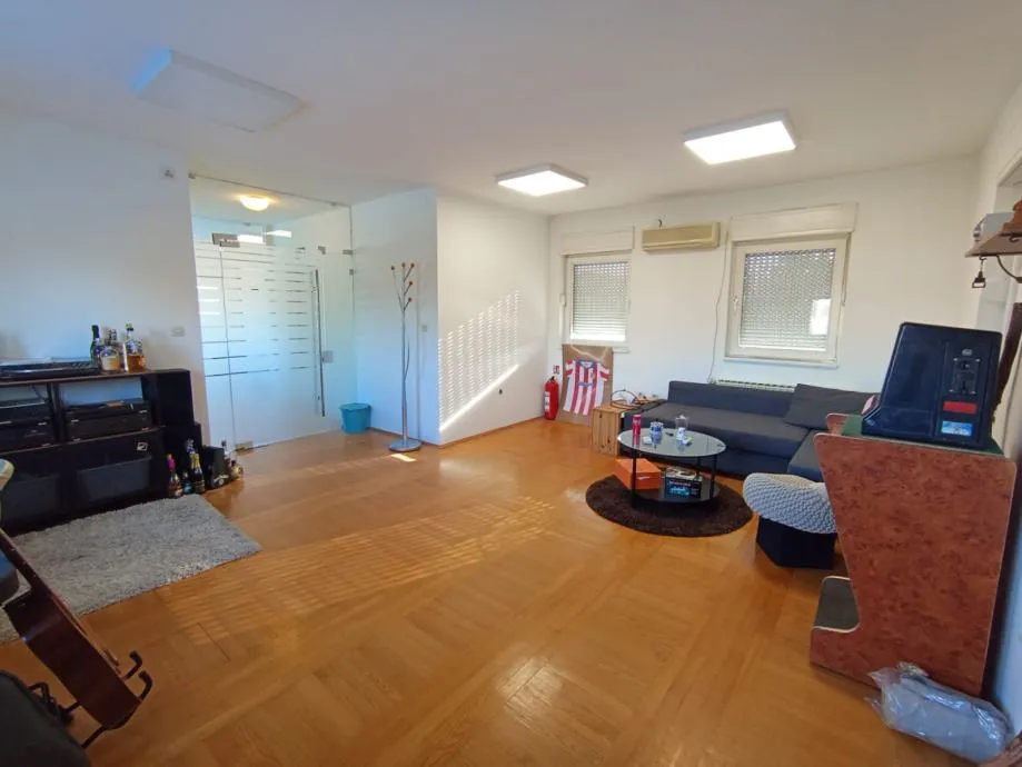 poslovni prostor: zagreb (kruge), 64 m2 (iznajmljivanje) - slika 11