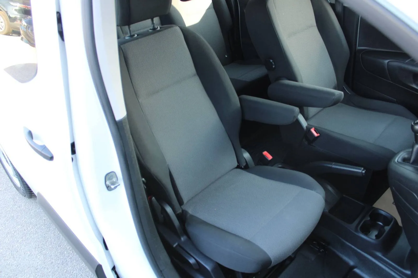 peugeot partner 1.5 hdi n1 - 5 sjedala, 2021 god. - slika 17