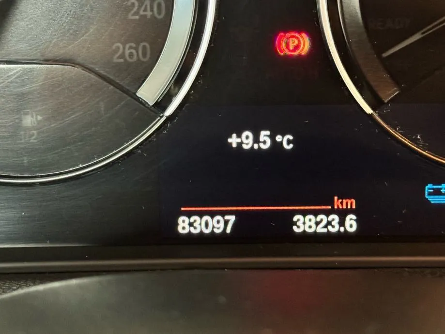 bmw serija 2 active tourer 225xe - slika 10