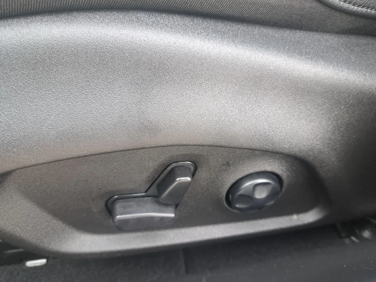 jeep compass 1.5 e-hybrid 130 dct fwd summit - slika 15