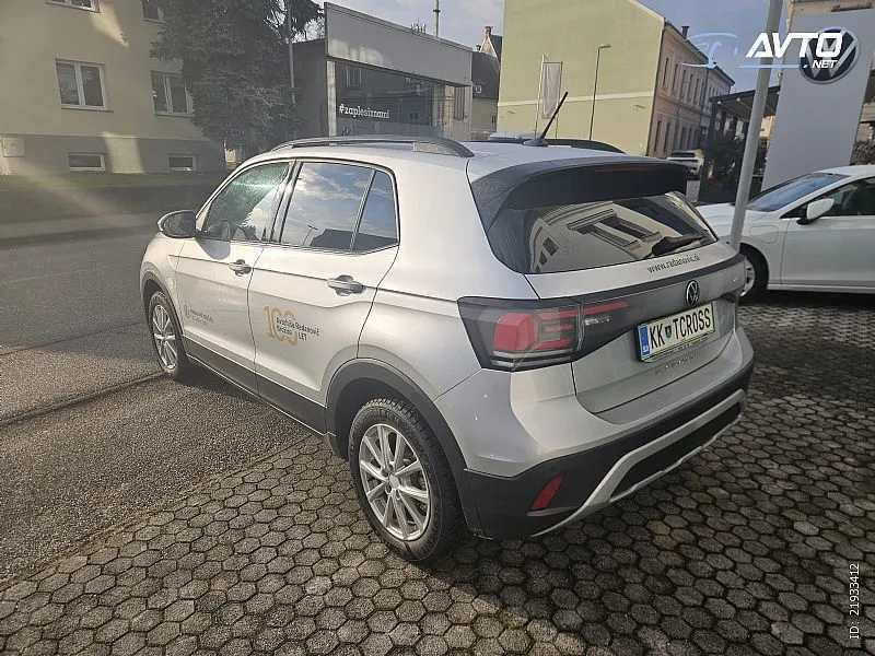 volkswagen t-cross 1.0 tsi dsg 4all 85kw - slika 3