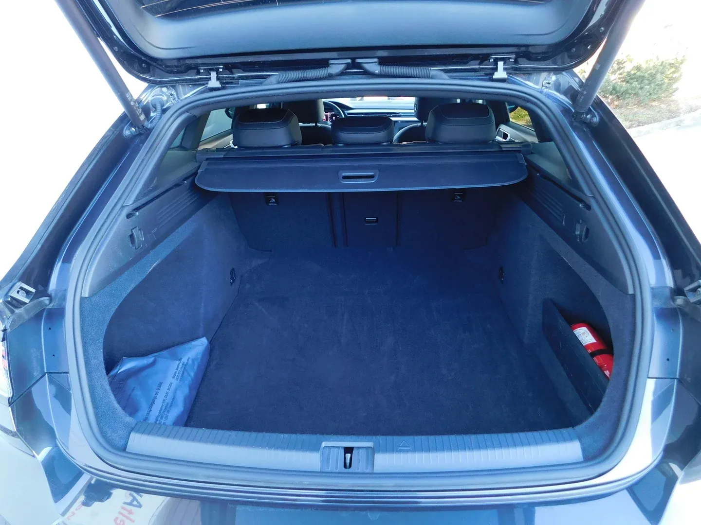 10392 volkswagen arteon sb 2.0 tdi dsg r-line - slika 15