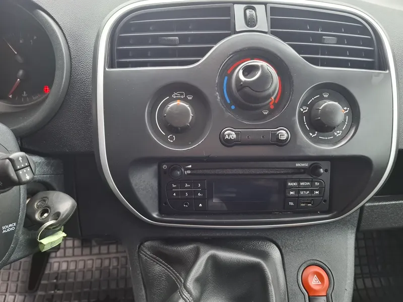 renault kangoo 1.5 dci*klima*park.senzori*tempomat* - slika 13