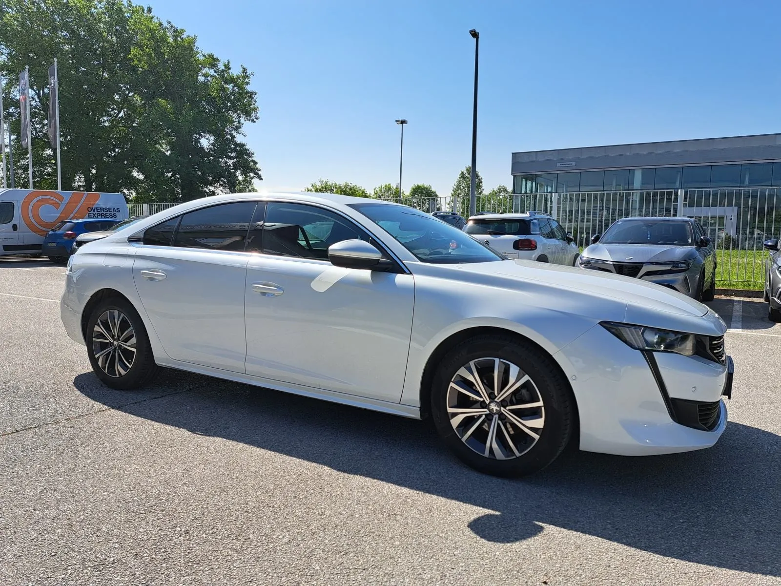 peugeot 508 bluehdi 130 allure eat8 - slika 5