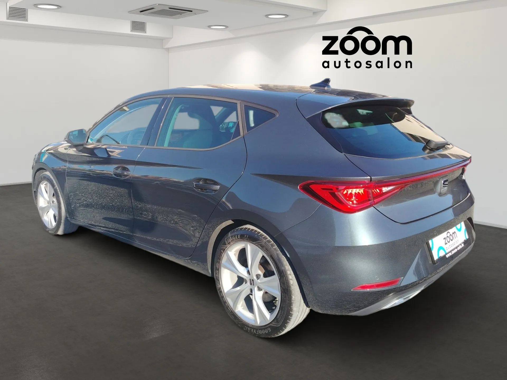 seat leon 2.0 tdi dsg fr 110kw - slika 4