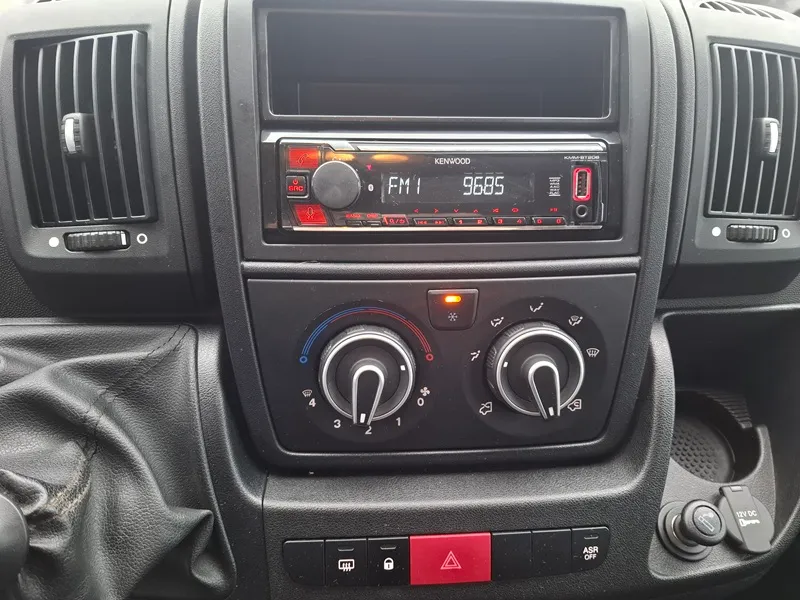 peugeot boxer 2.2 hdi*164ks*klima* - slika 13