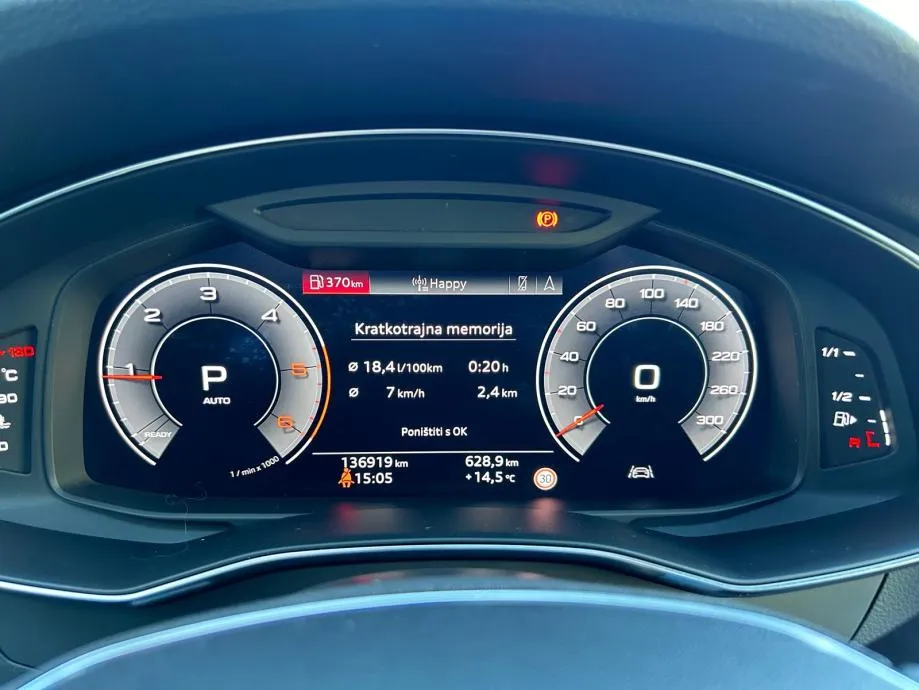 audi a6 tdi - 130.000km - 2020 - navi - virtual -nove gume- reg 1 god - slika 21