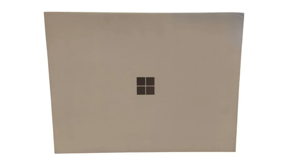 microsoft surface laptop 13,8" 7th edition / novo! / r1, rate! - slika 2