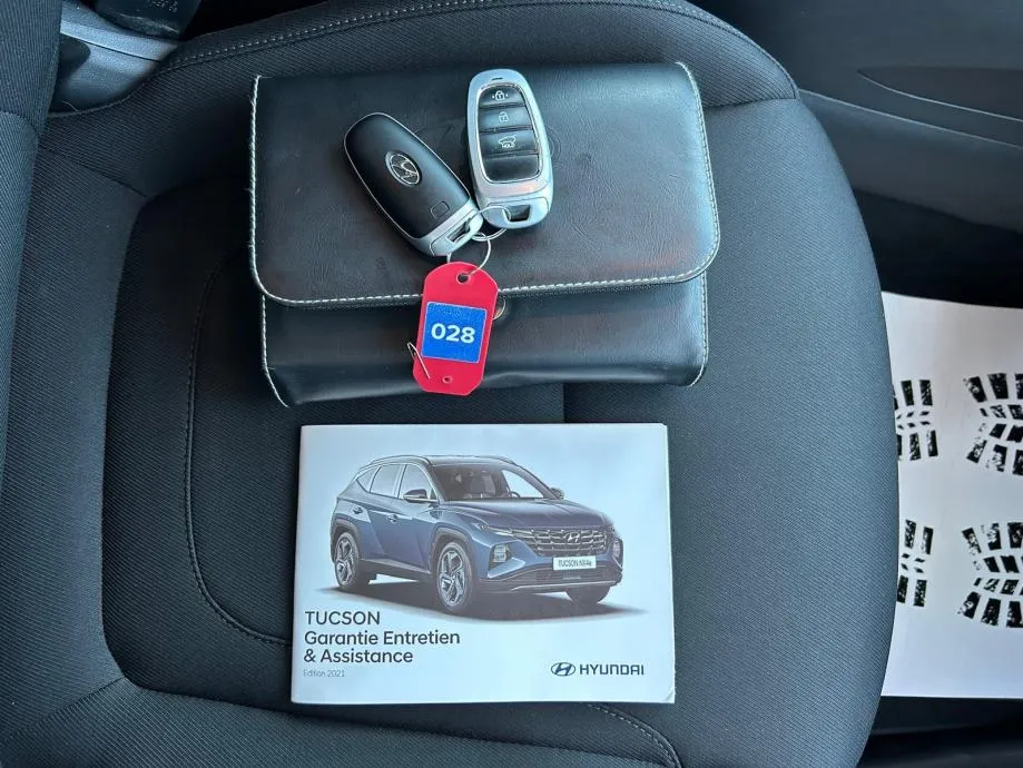 hyundai tucson 1,6 crdi 48v automatik - kamera - senzori - reg 1 god!! - slika 20