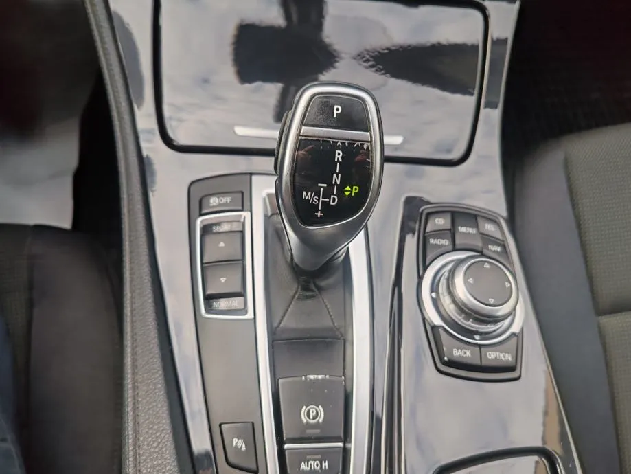 bmw serija 5 520d automatik, 2011g, 274000 km, kartice 24/36 rata - slika 14
