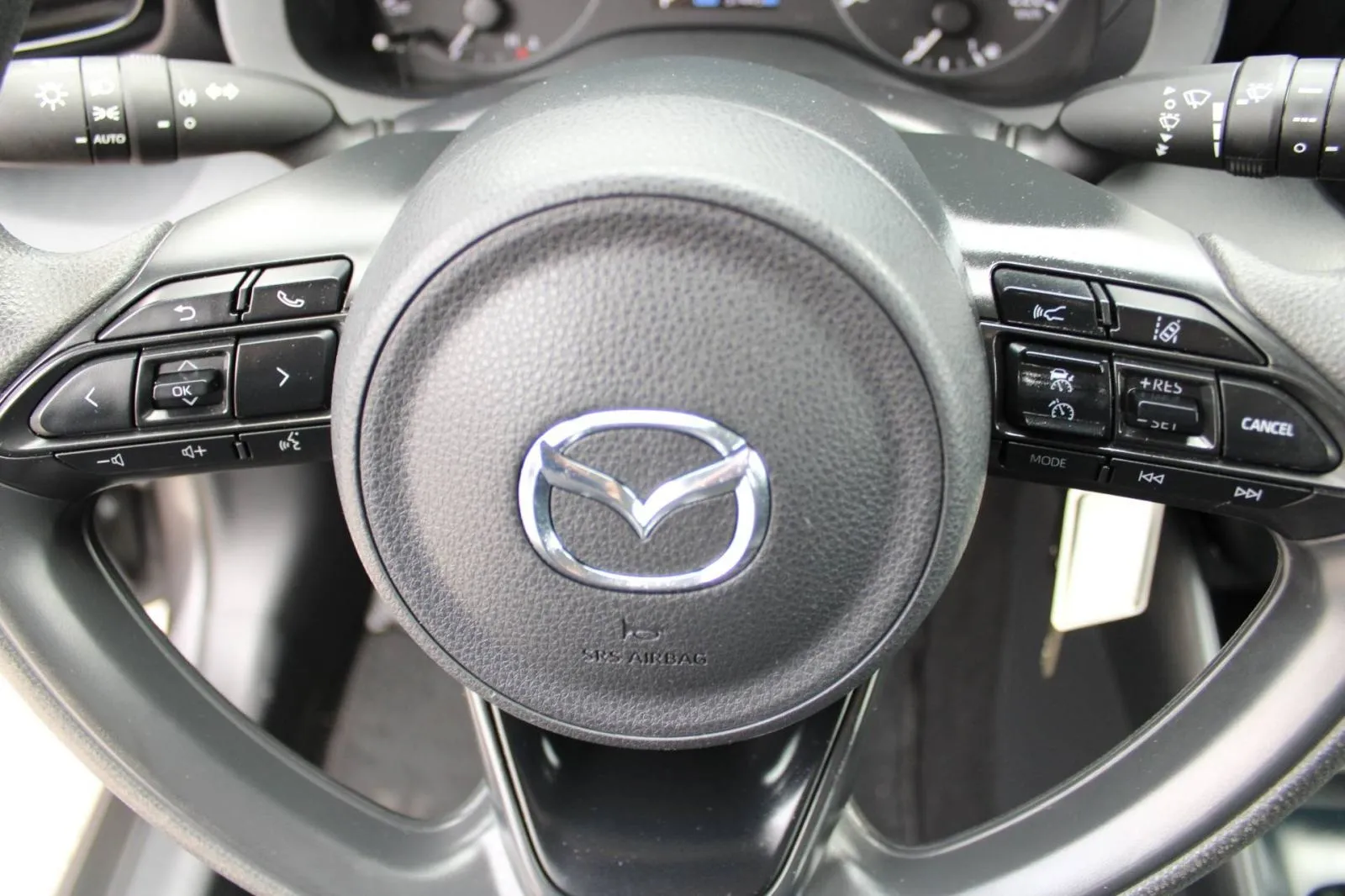 mazda 2 1.5 hybrid automatik - slika 15