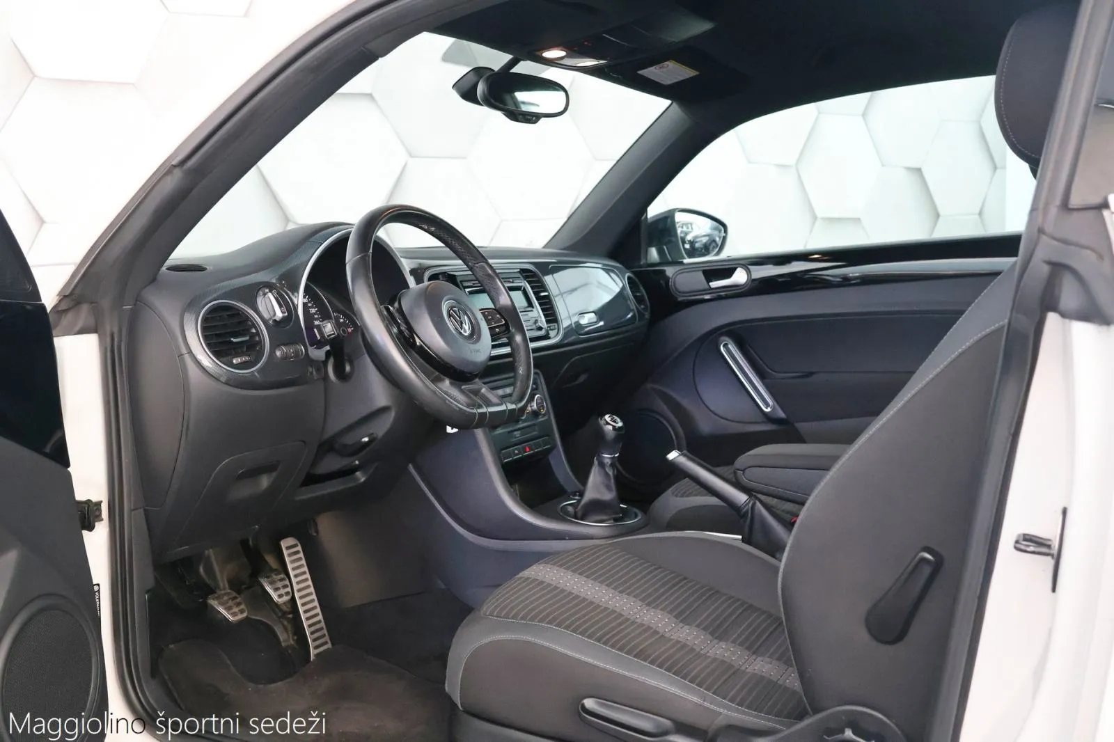 volkswagen beetle 2.0tdi sport 140km maggiolino led+biksenon - slika 9