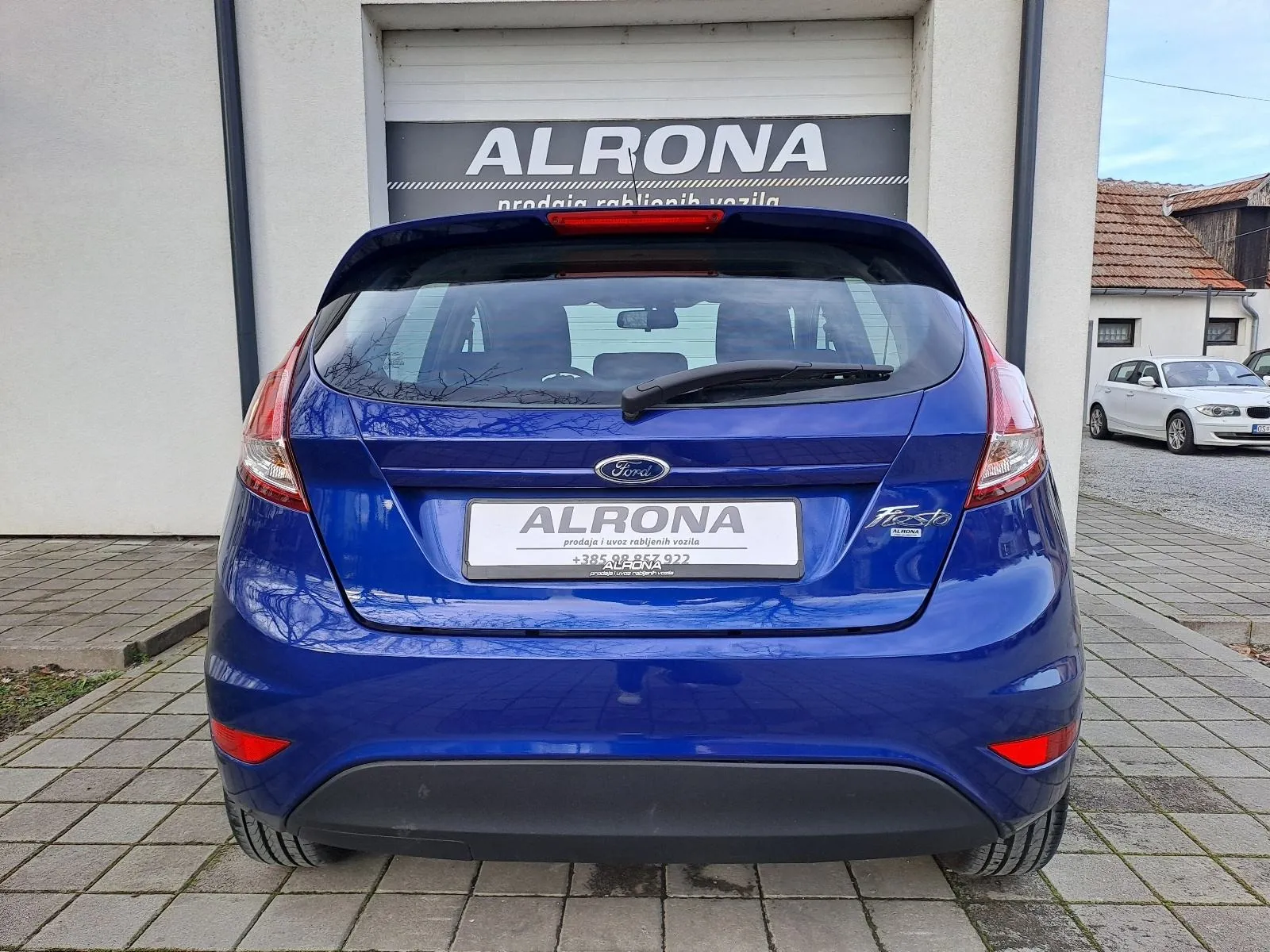 ford fiesta 1.5 tdci*jamstvo* navi,novi zupčasti+servis,zimski kotači - slika 6