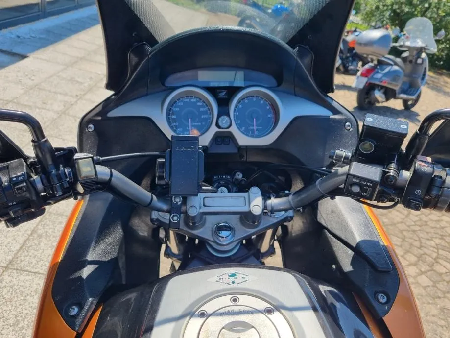 honda xl 1000 varadero abs, 2009 god. - slika 17