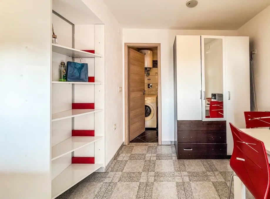rijeka, bulevard– stan 1s+db s korištenjem ograđene okućnice (prodaja) - slika 7