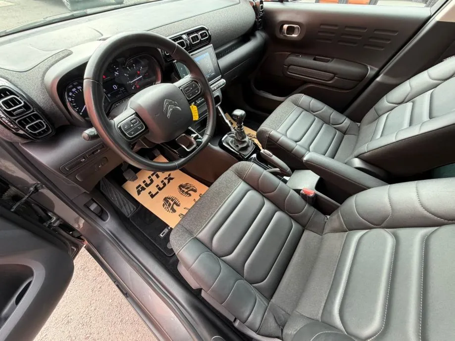 citroën c3 aircross 1.2•2021.g.•navi•senzori•leasing• - slika 8