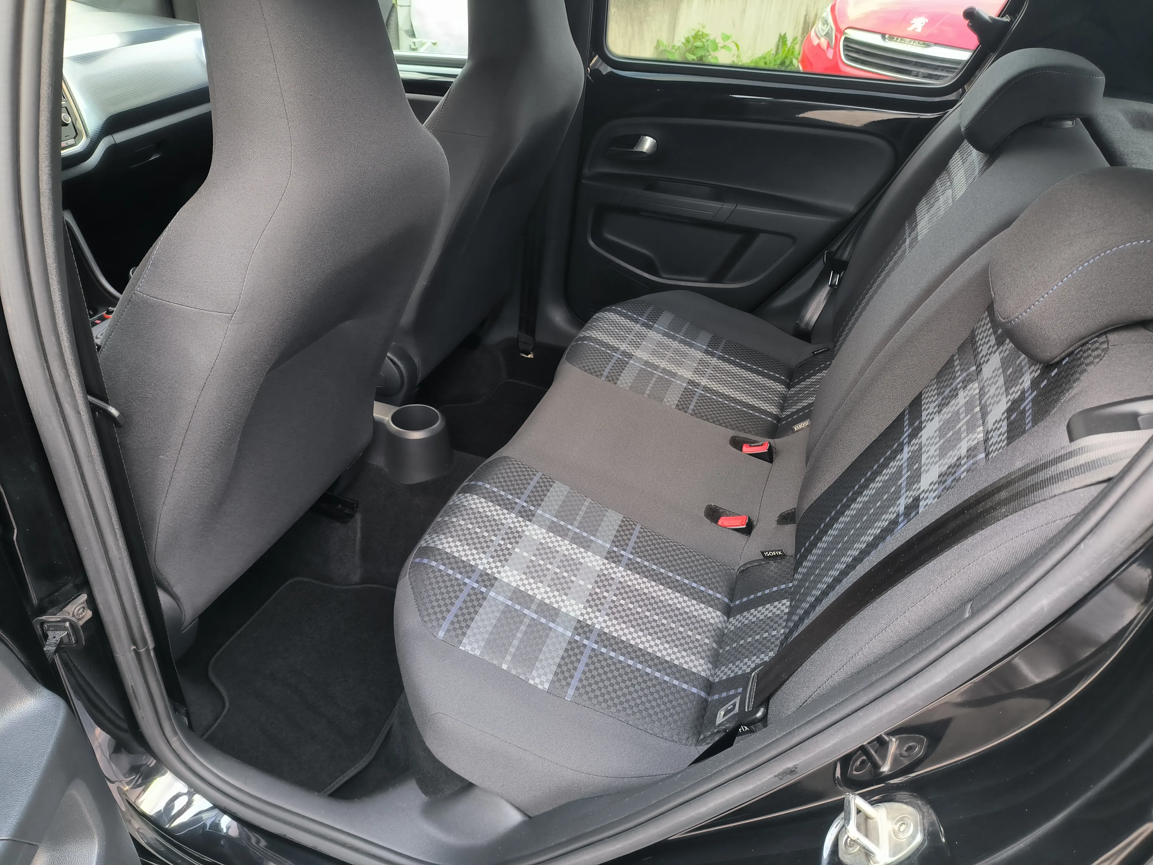 vw up! 1,0 club up! servisna, jamstvo, reg. 1 godinu - slika 15