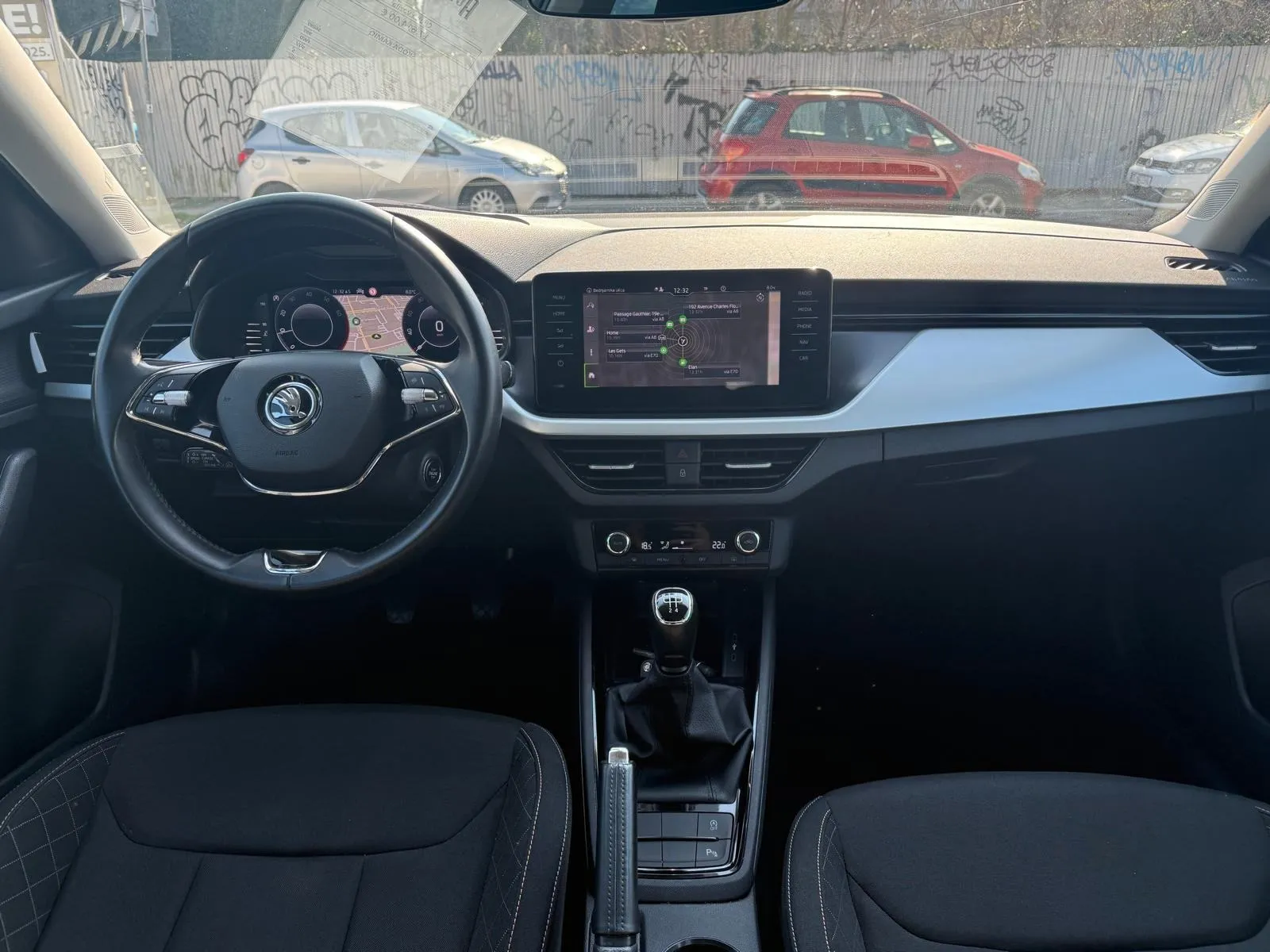 škoda kamiq 1,0 tsi, pdc, navi, tempomat, 4x garancija!!! - slika 12