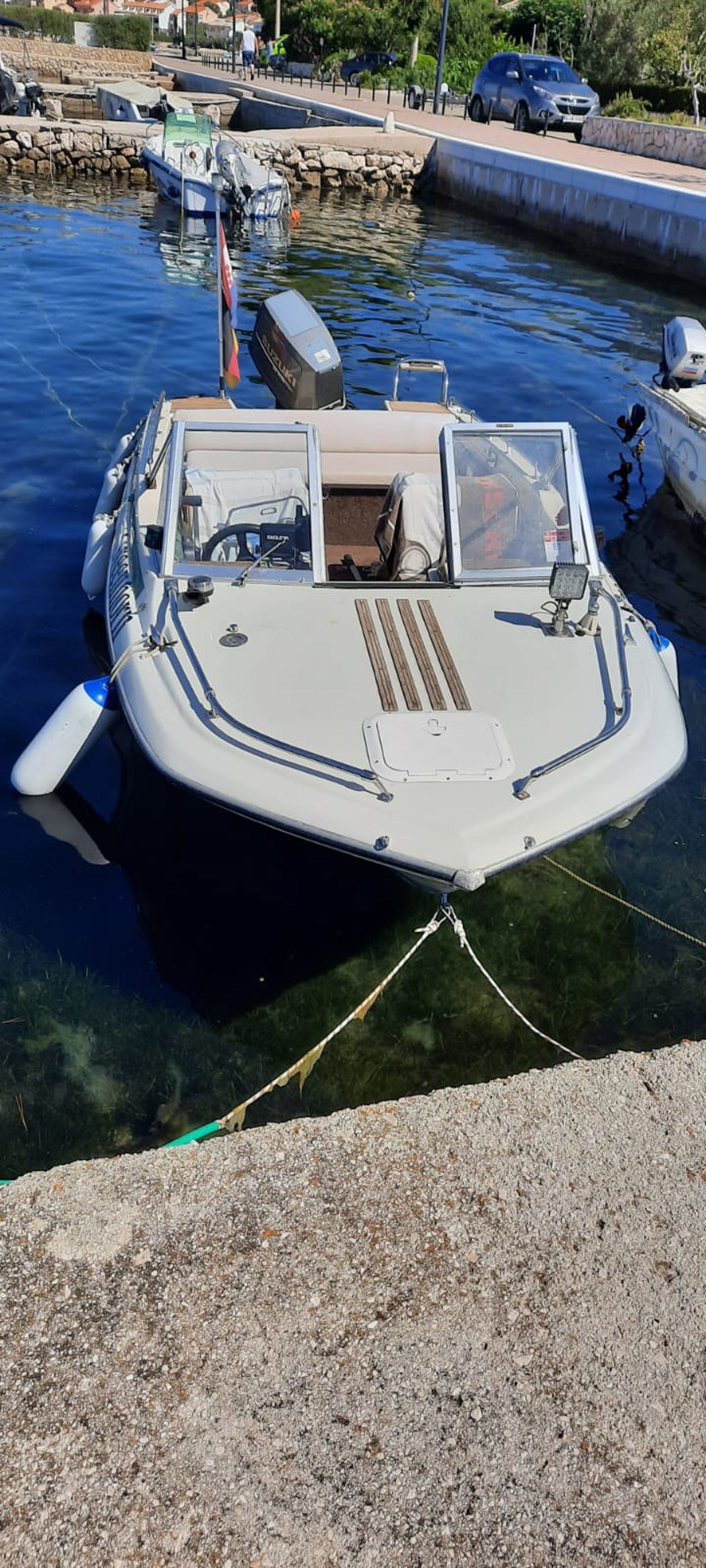 glastron futura v162 - slika 4