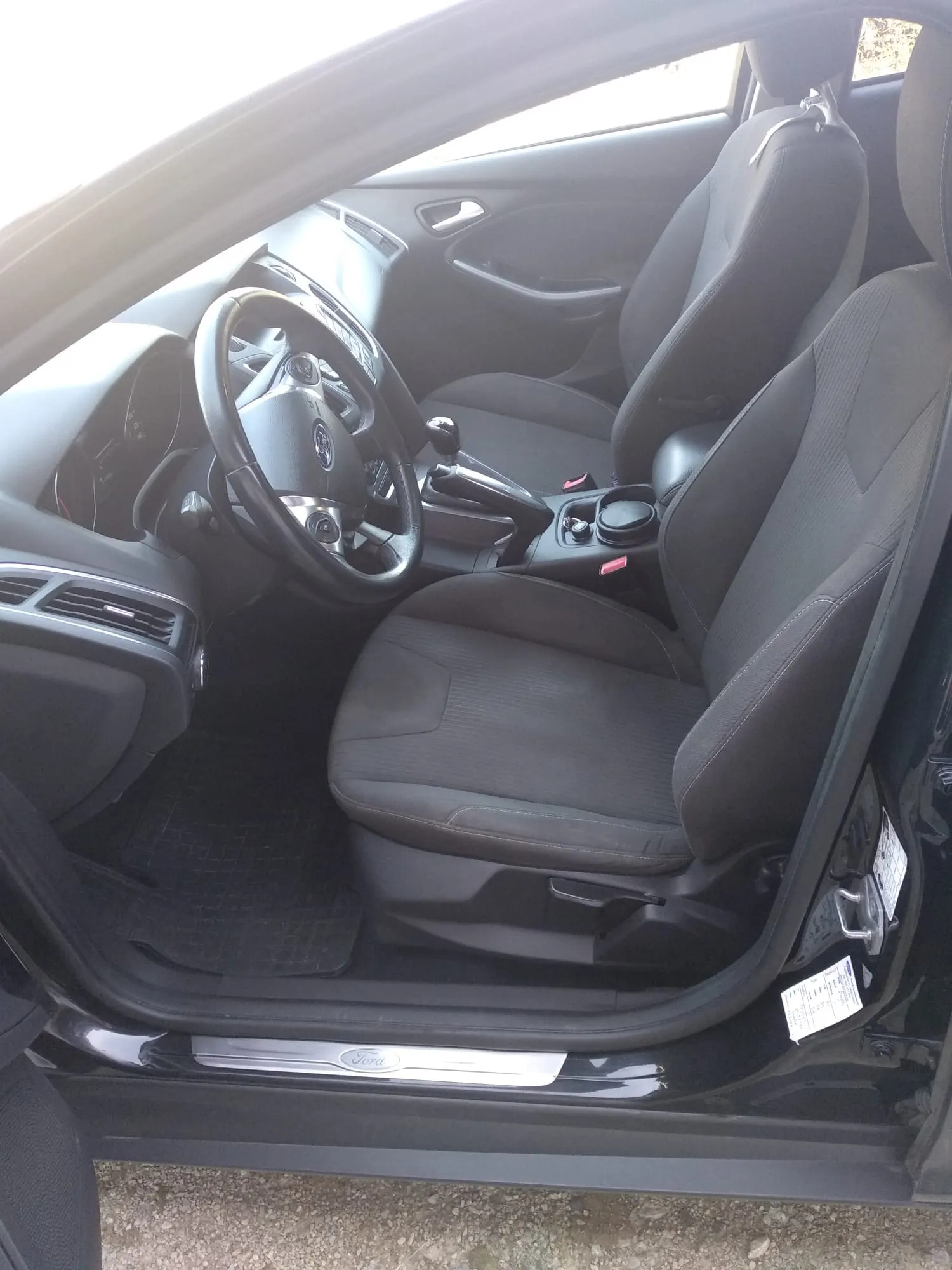 ford focus 1,6 tdci titanium 2011. godina, registriran do 02-2027 - slika 8