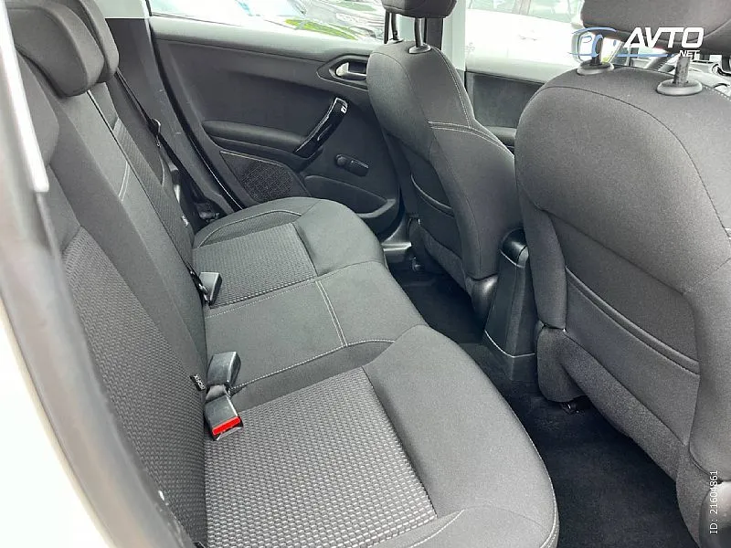 peugeot 208 1.2 puretech active - 1 vlasnik - 59000 km - navi - pdc - slika 10