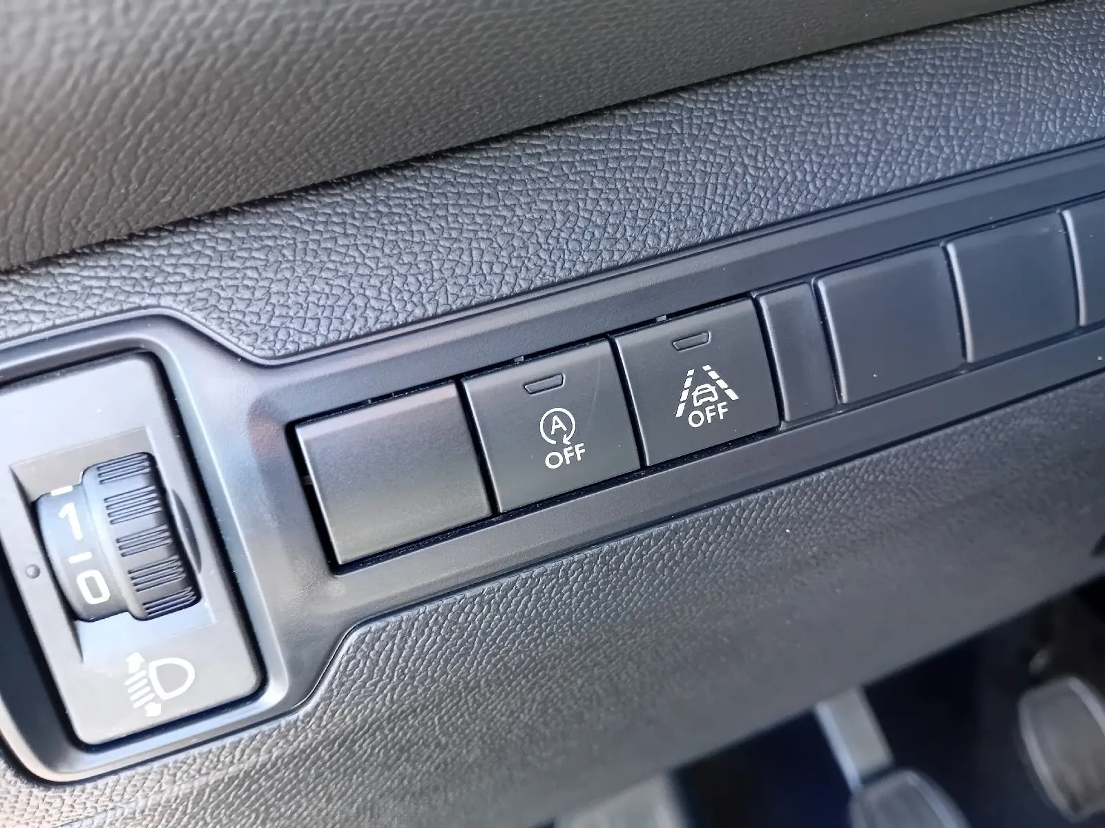 peugeot 308 1,5 bluehdi ,do 2 godine jamstva,u sustavu pdv-a. - slika 9