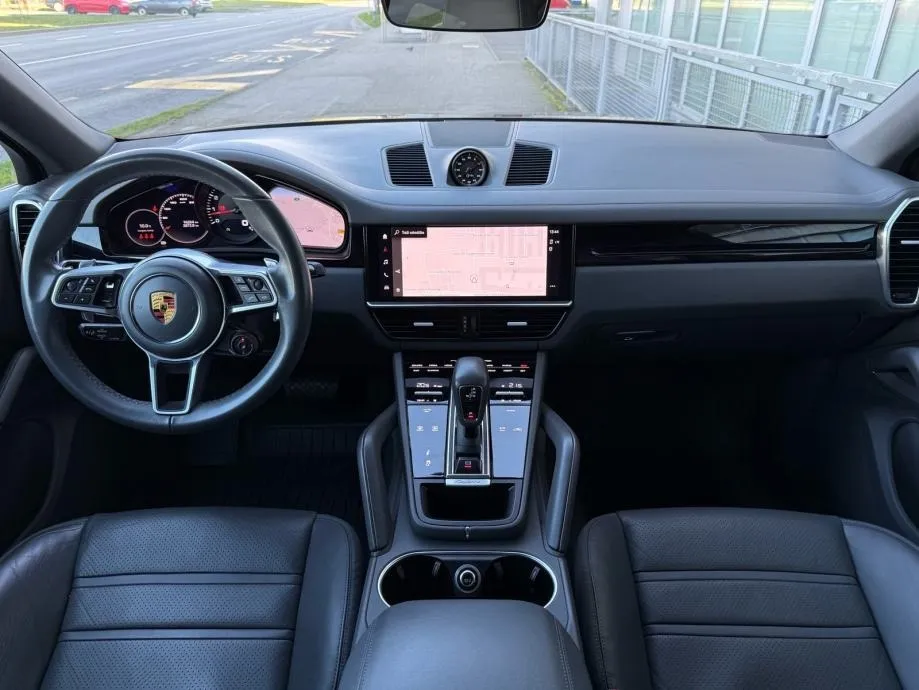 porsche cayenne coupe 3.0 sport °chrono°matrix°kamera 360°u pdv-u° - slika 5