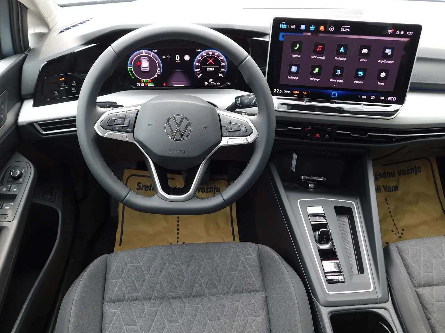 12826 volkswagen golf 1.5 tsi ehybrid dsg life plus - slika 9