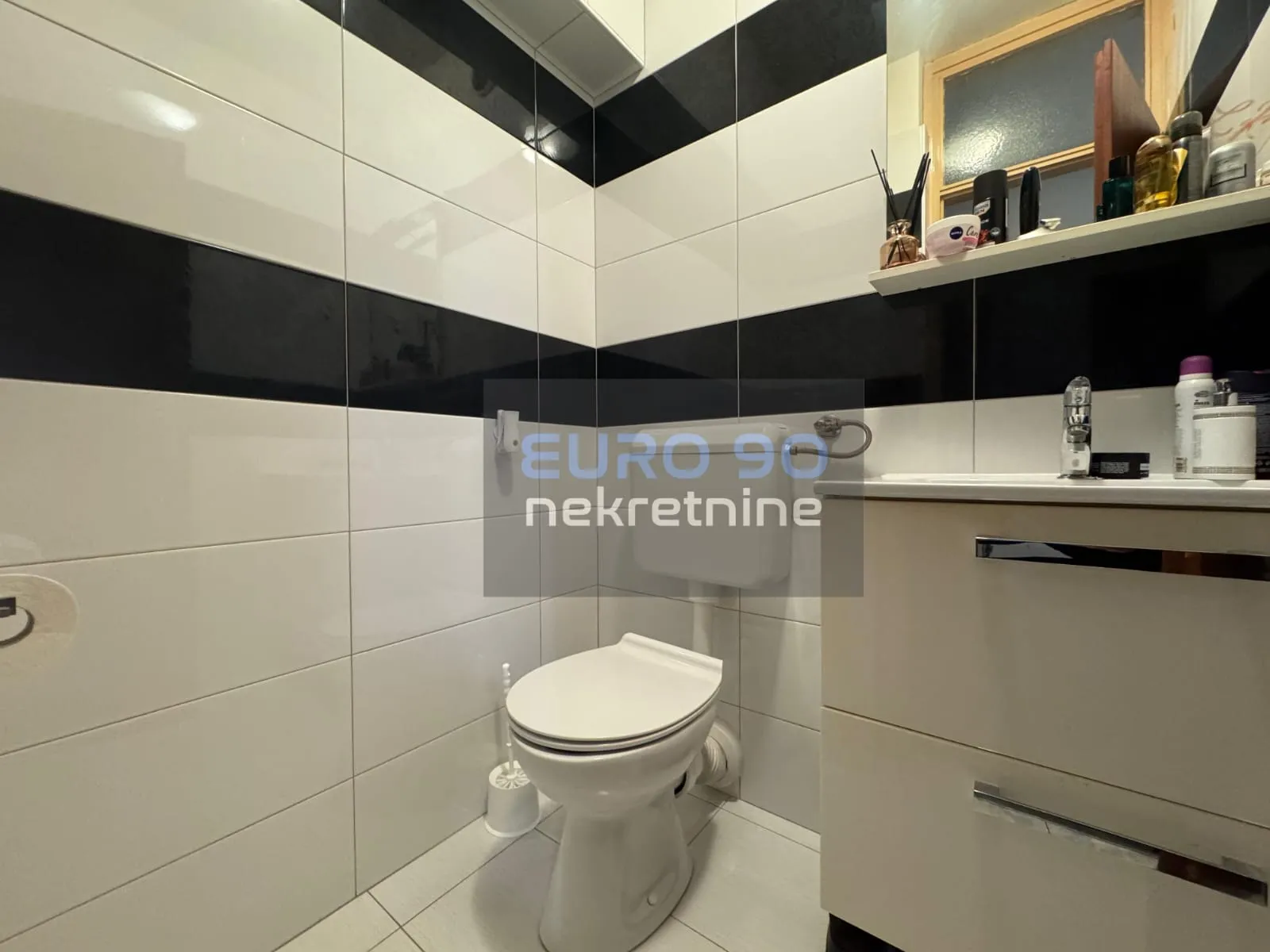 zadar/bili brig-namješten trosoban stan 89 m2, pogled na more !!! - slika 4