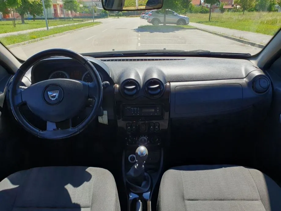 dacia duster 1,5 dci, 4x4 2012 god, 191000 km, kartice - slika 12
