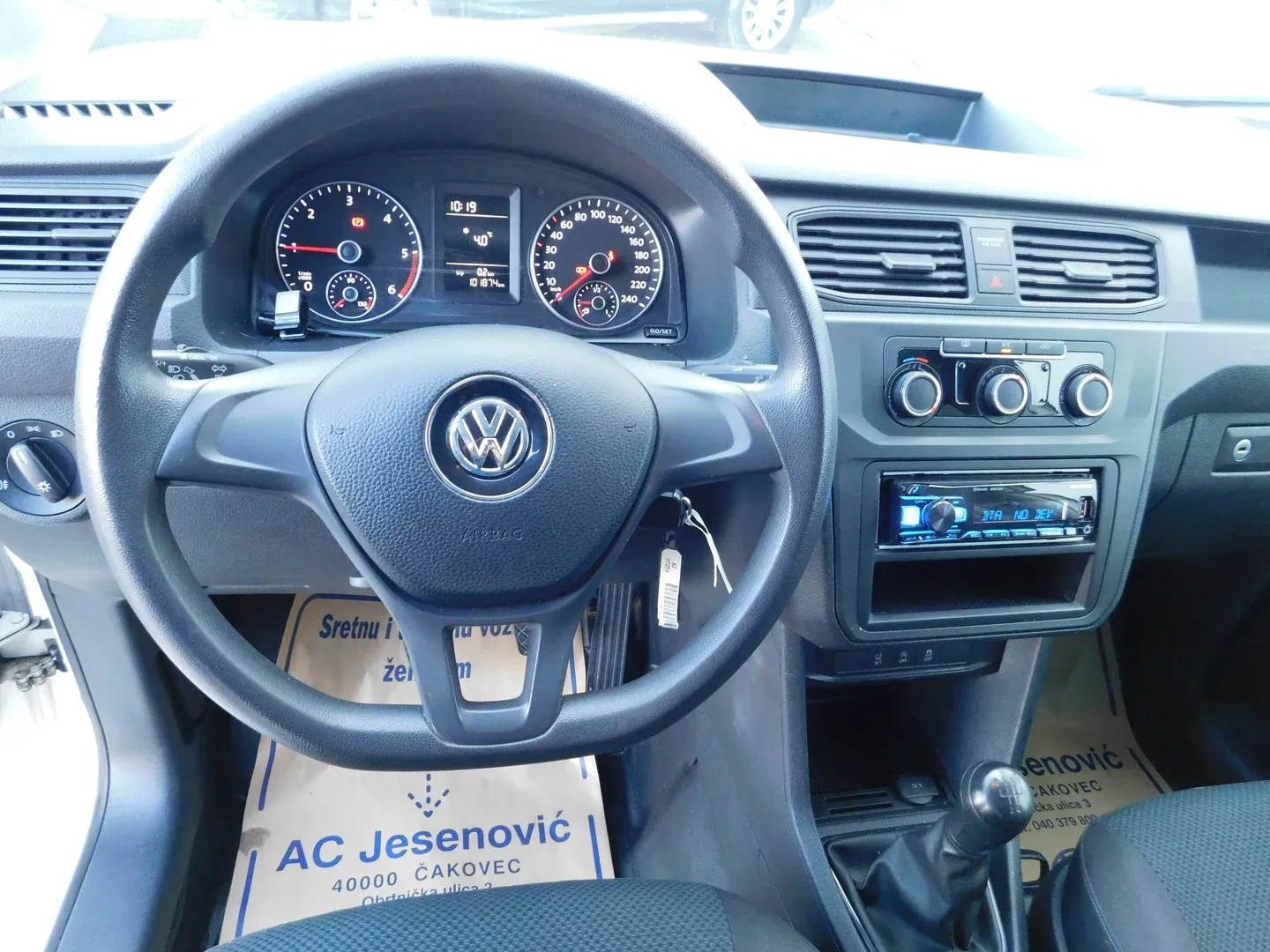 11859 vw caddy kombi maxi van 2.0 tdi - slika 9