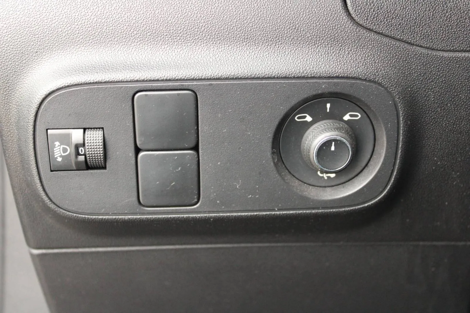 citroen c3 1.2 puretech automatik *navigacija* - slika 14