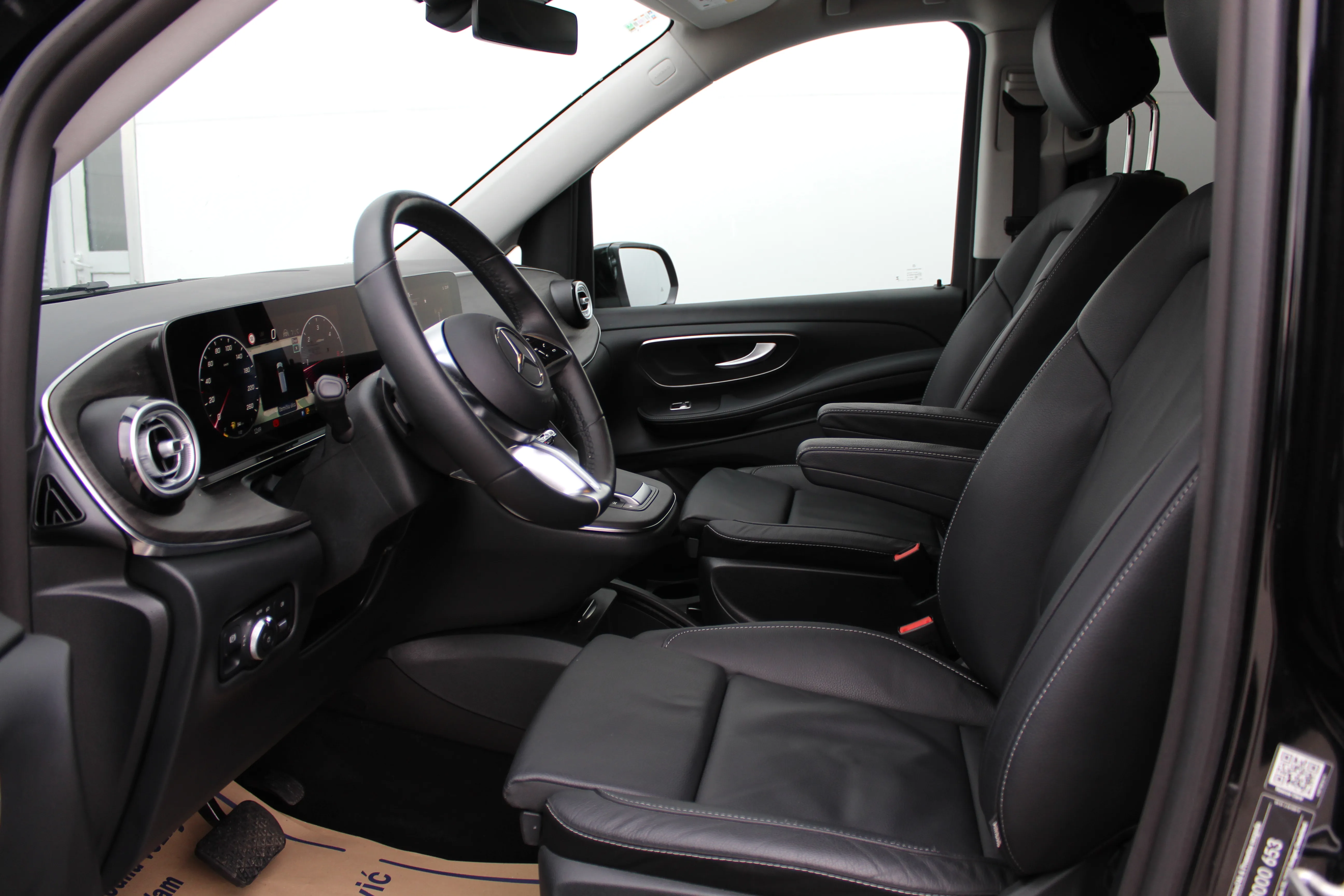 12031 mercedes-benz v 250 d avantgarde ekstradugi aut. - slika 8