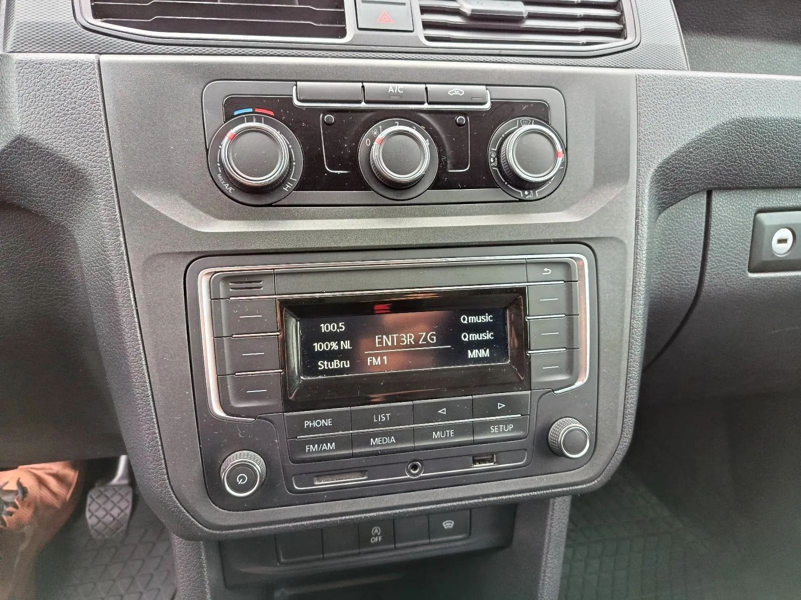 vw caddy 2.0 tdi,jamstvo do 2 god, 2019 god. - slika 4