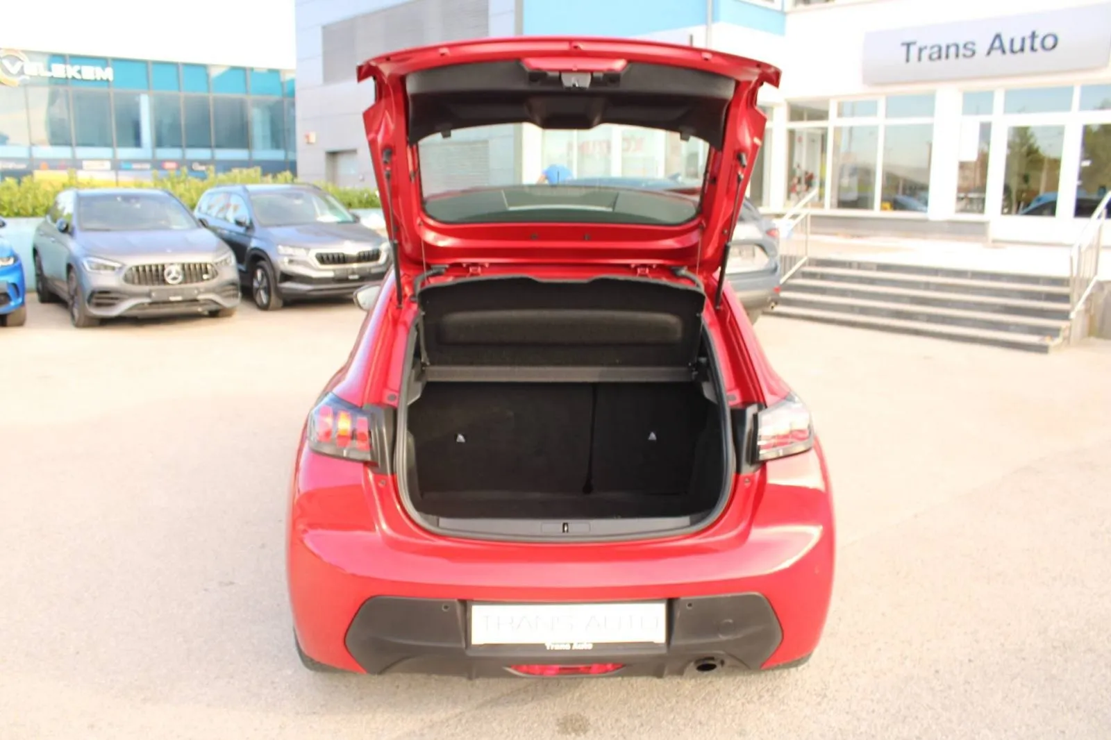 peugeot 208 1.5 hdi *navigacija* - slika 10