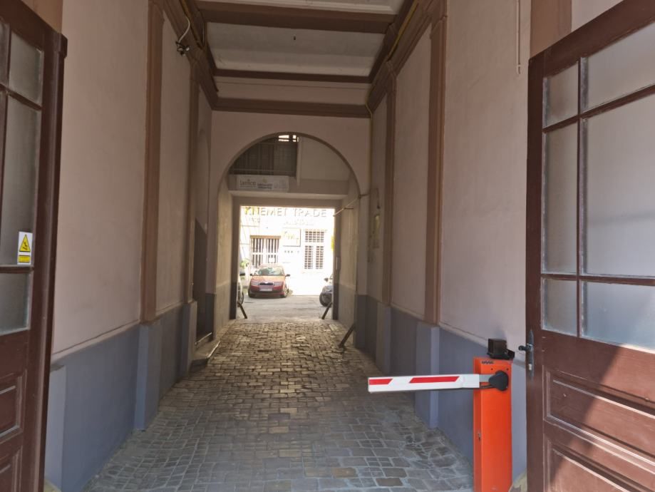 poslovni prostor: osijek, uslužna djelatnost, 200 m2 - slika 11