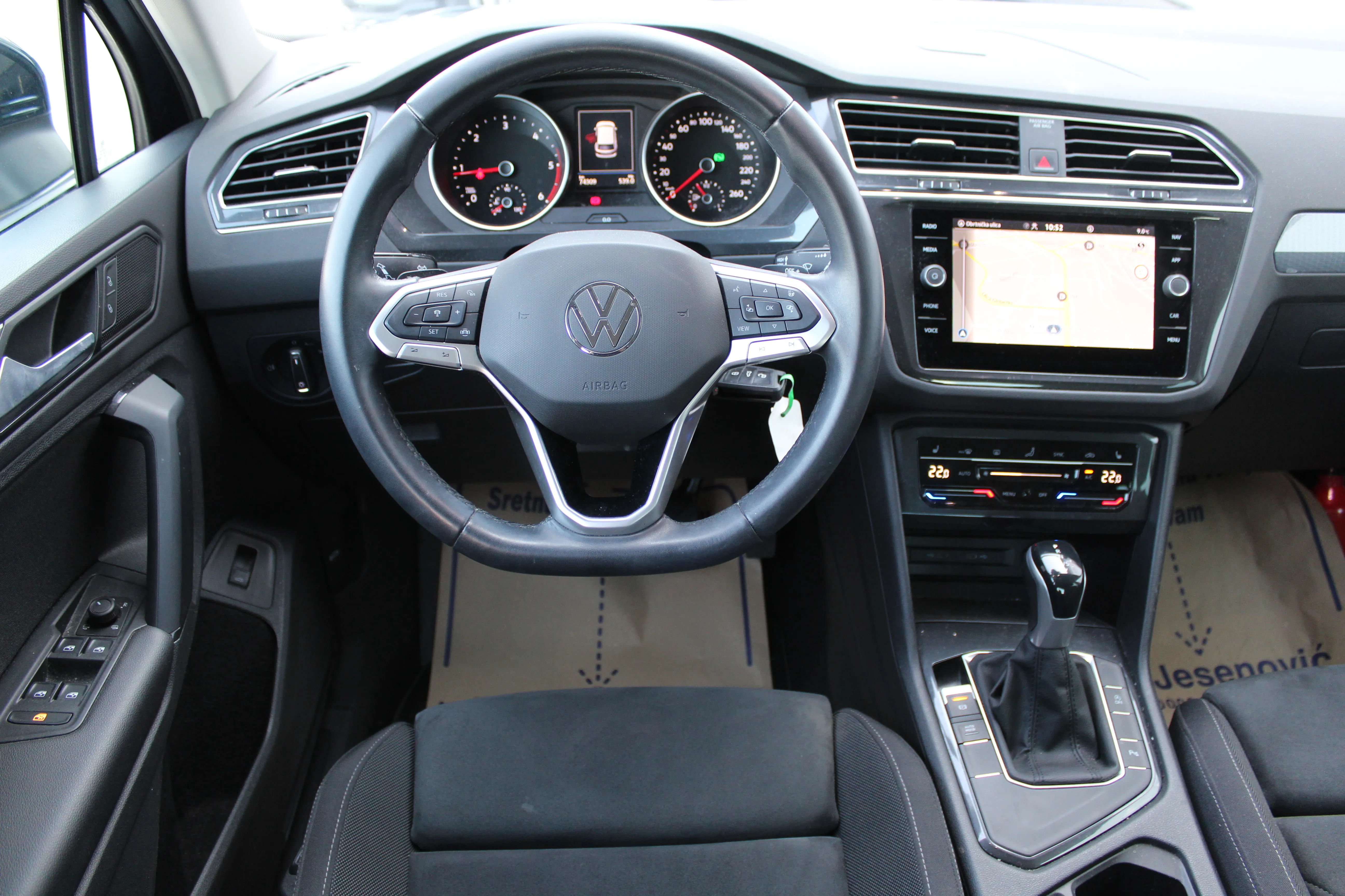 13110 volkswagen tiguan 2.0 tdi dsg life - slika 10