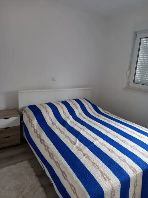 vir, nova kuća s dva stana (188m2), 300 metara do plaže (prodaja) - slika 14