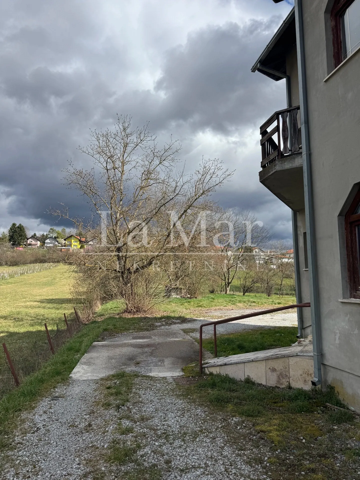harmica - poslovno-stambeni objekt -535,16 m2 - slika 27