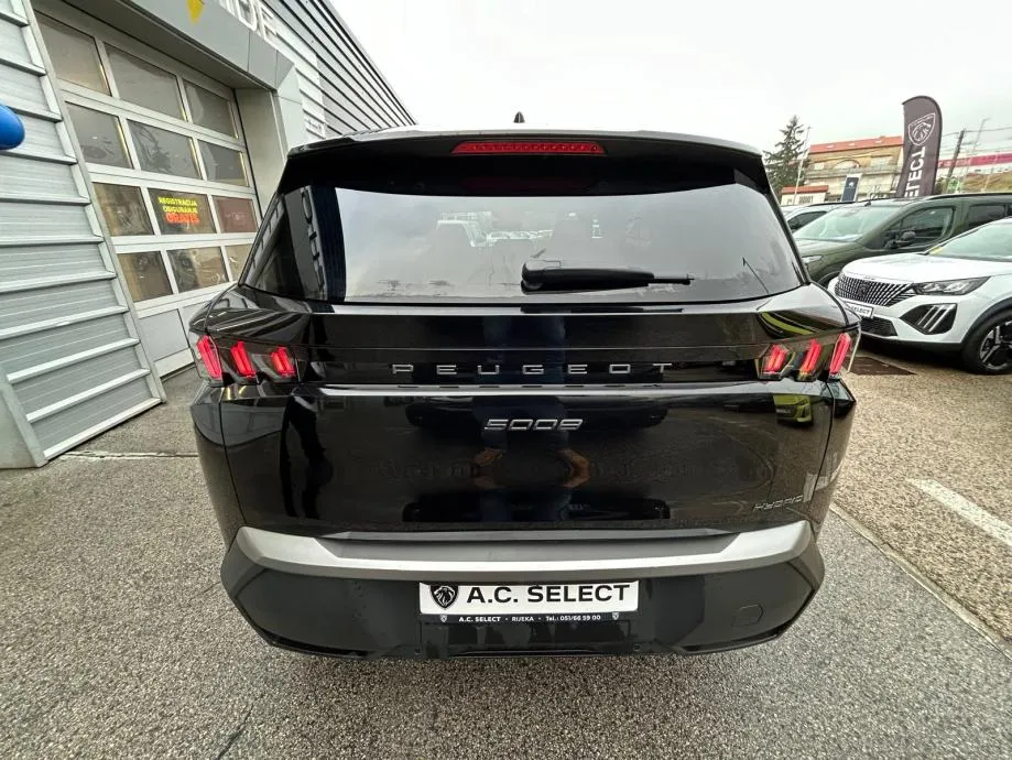peugeot 5008 allure hybrid - 2025 - novi model - 15.000km - reg 1 god! - slika 5