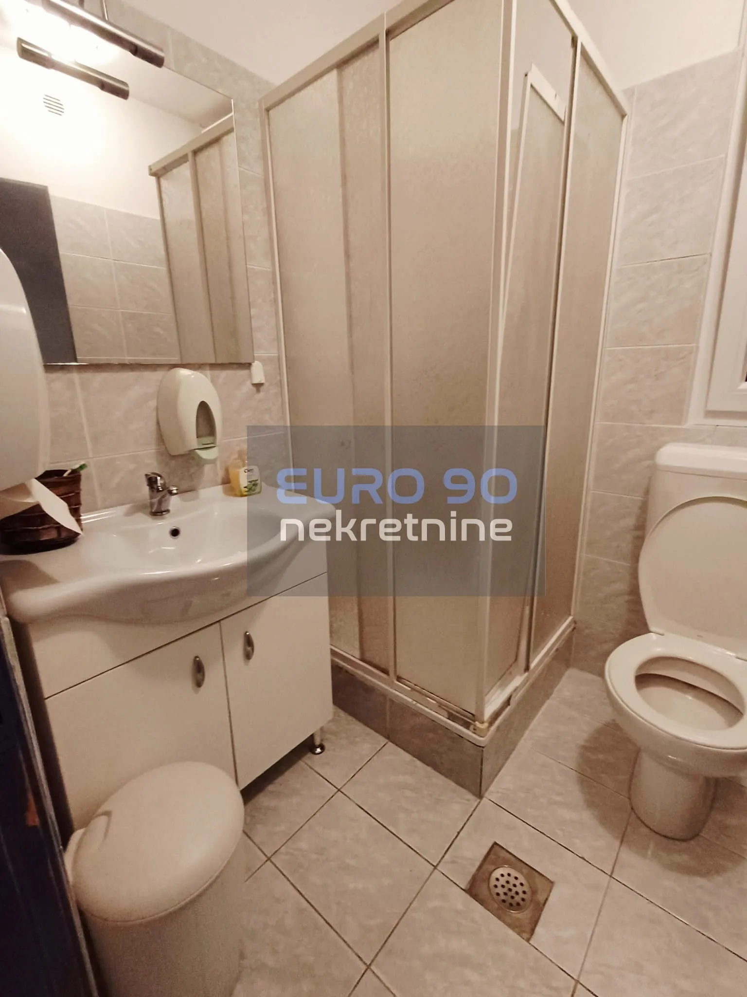 zadar/brodarica-dvosoban stan ,visoko prizemlje 60m2 ,top lokacija!! - slika 7